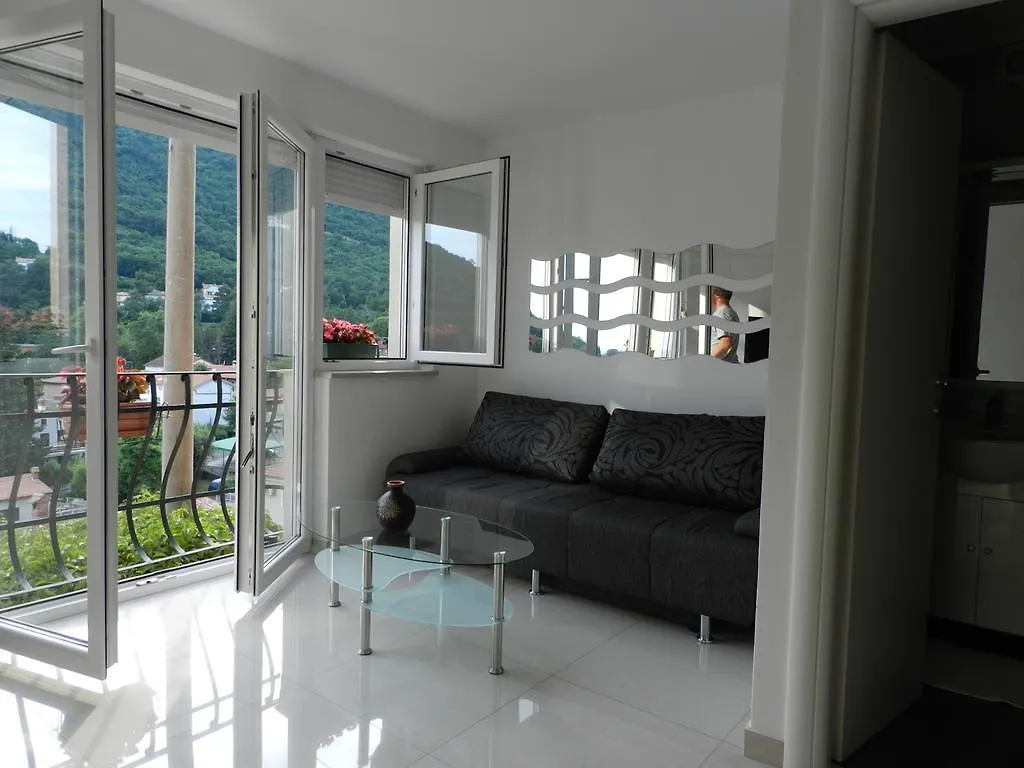 Apartment Gregov Mošćenička Draga 0*,  Kroatië